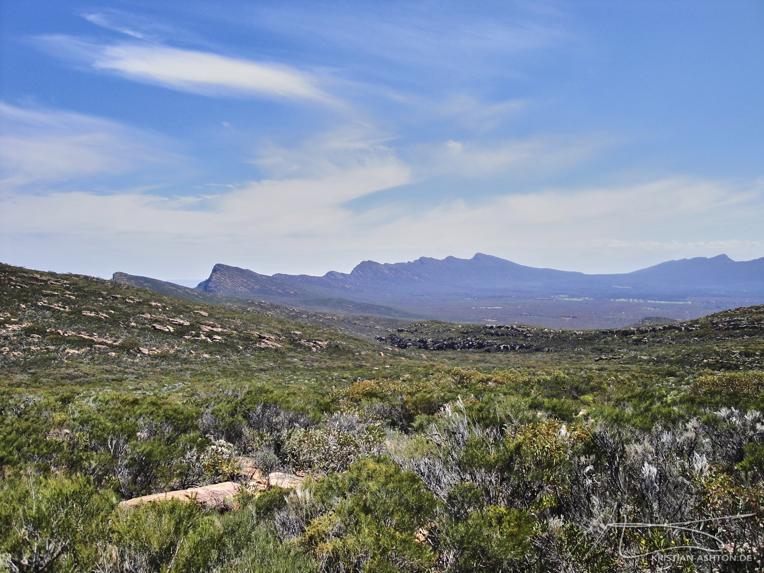 Hike to Wilpena Pound